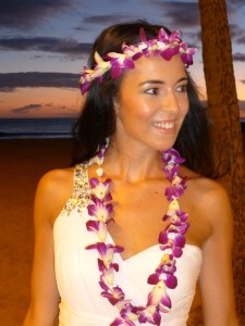 Braut Brautkleid Flitterwochen Waikiki Hawaii
