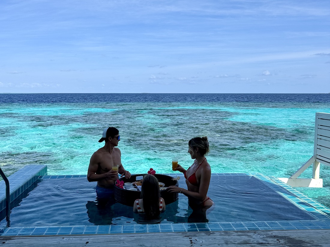 Machchafushi Island Resort The Centara Collection Malediven